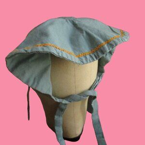 Vintage 70s Bonnet Handmade Pioneer Sun Bonnet BLue/Gold Cotton Cottage Granny